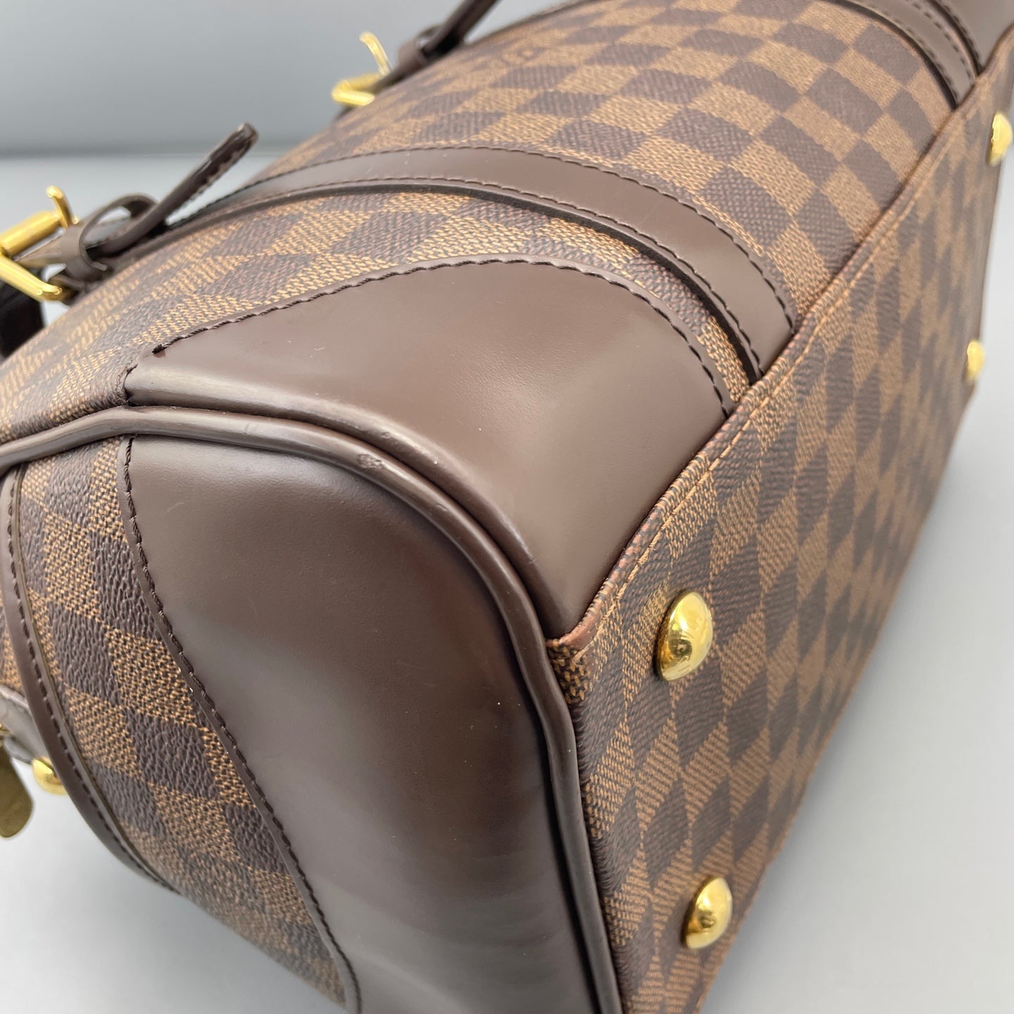 Louis Vuitton - Other - Leather - Brown - (medium)