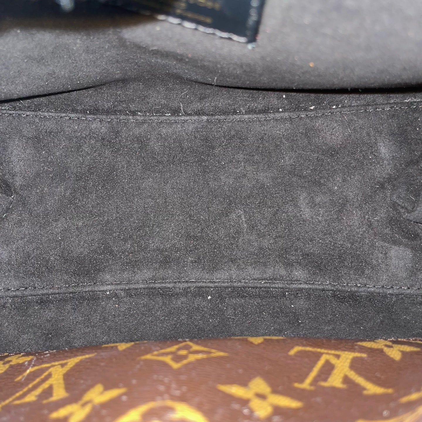 Louis Vuitton - Other - Leather - Brown - (medium)