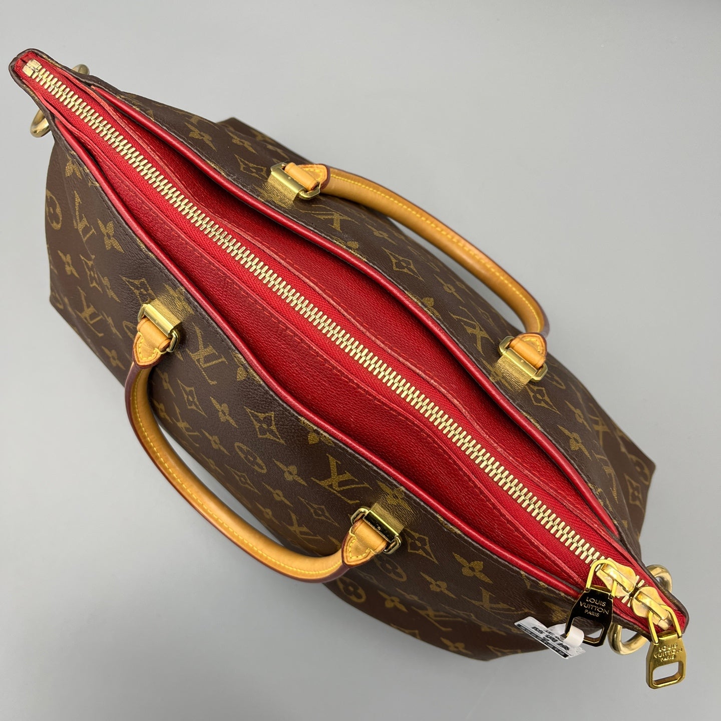 Louis Vuitton - Other - Leather - Brown - (medium)