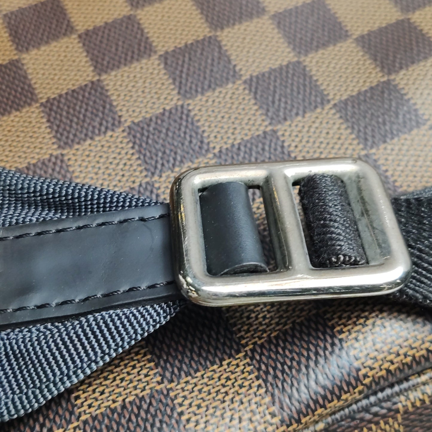 Louis Vuitton - Other - Leather - Brown - (medium)