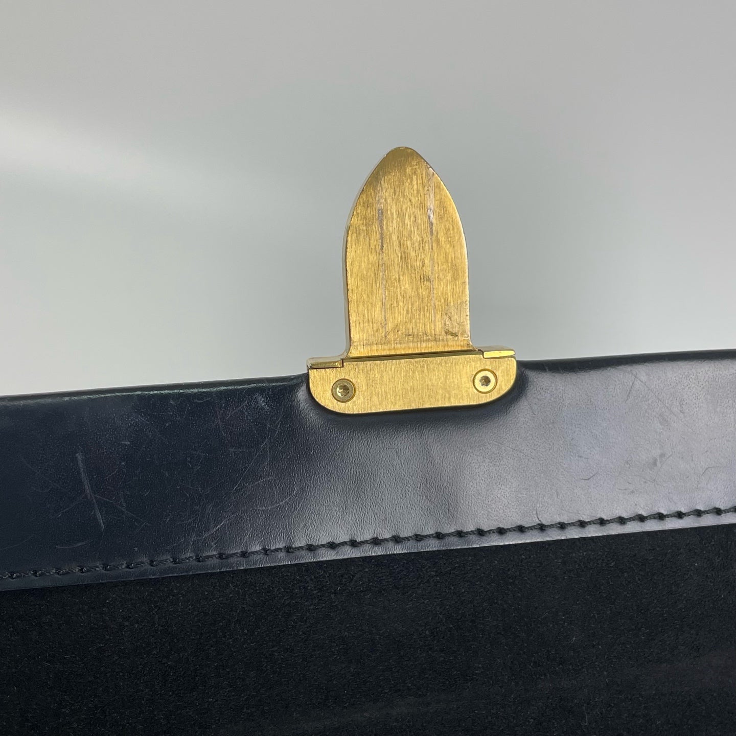 Louis Vuitton - Other - Leather - Brown - (medium)