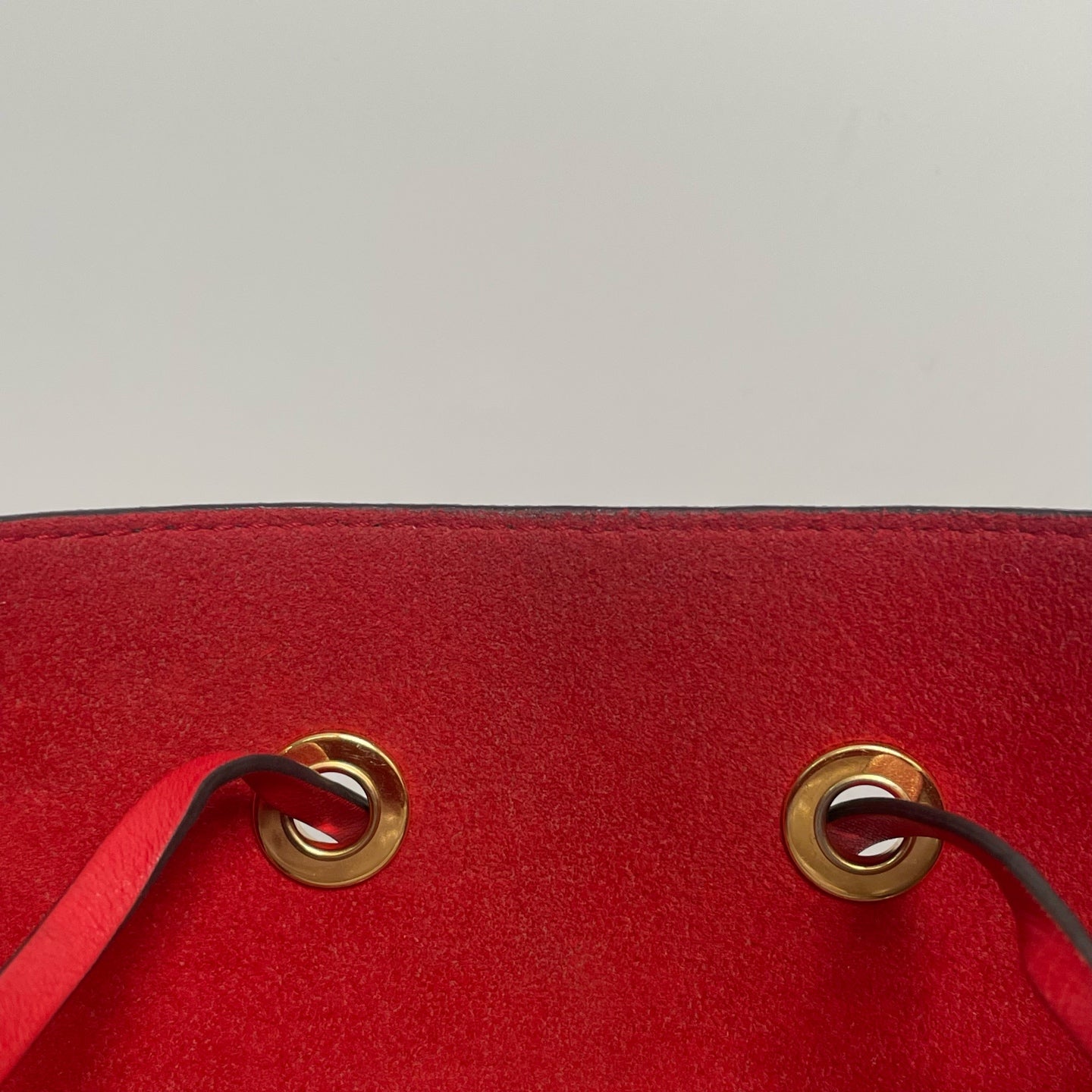 Louis Vuitton - Other - Leather - Brown - (medium)