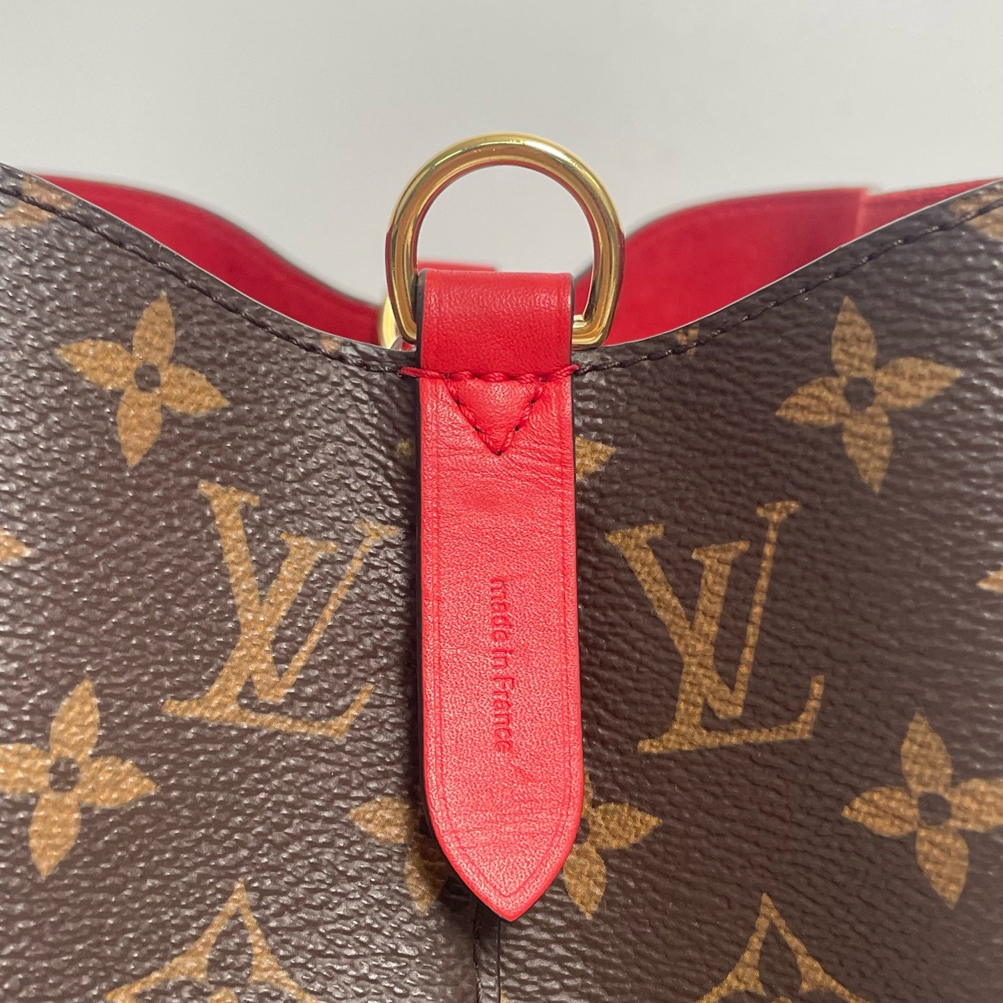 Louis Vuitton - Other - Leather - Brown - (medium)