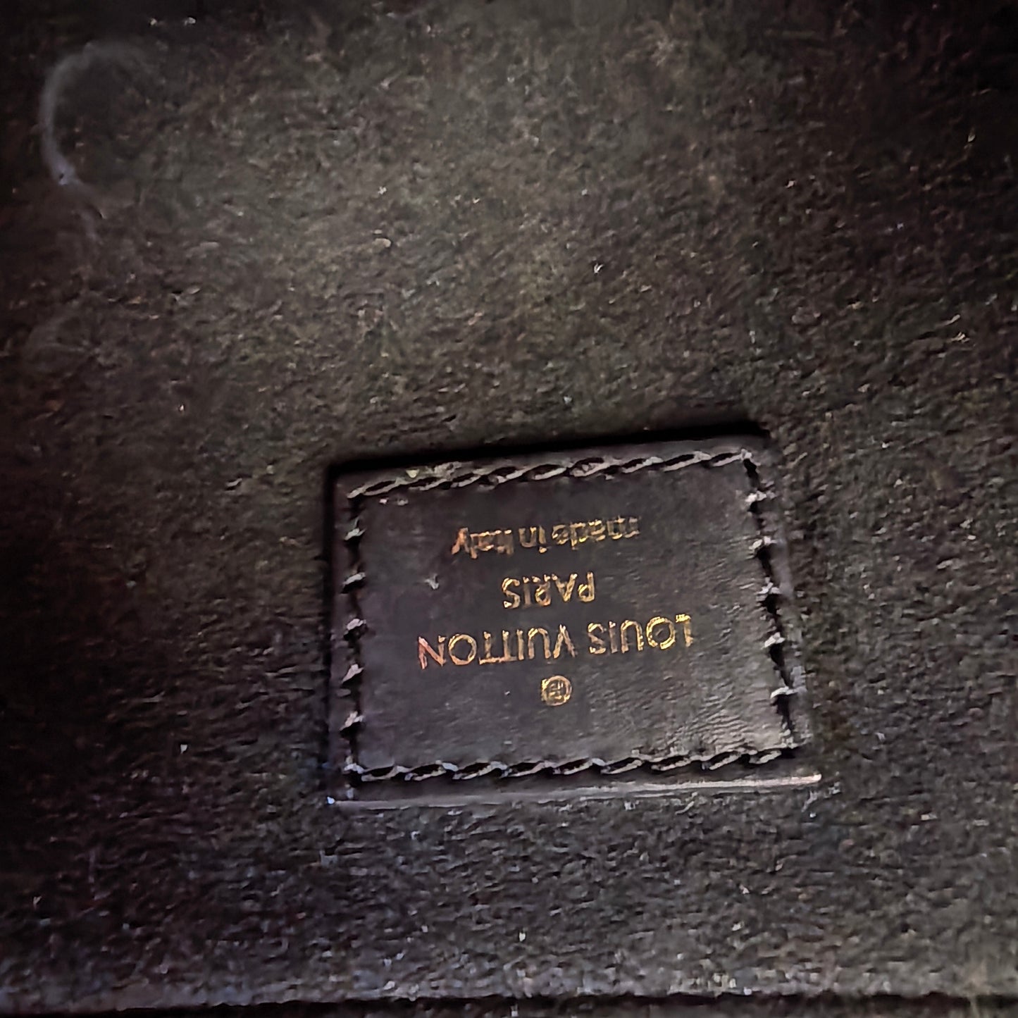 Louis Vuitton - Other - Leather - Brown - (medium)