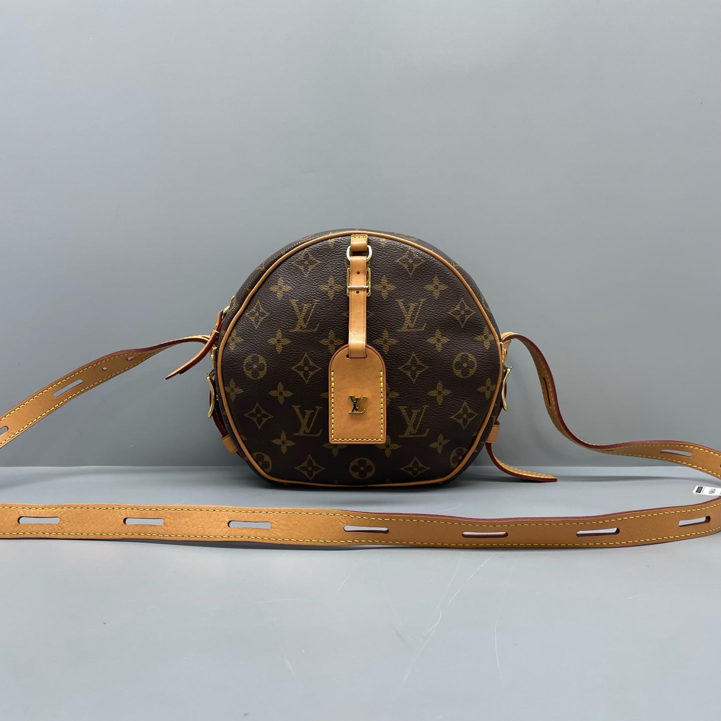Louis Vuitton - Other - Leather - Brown - (mini)