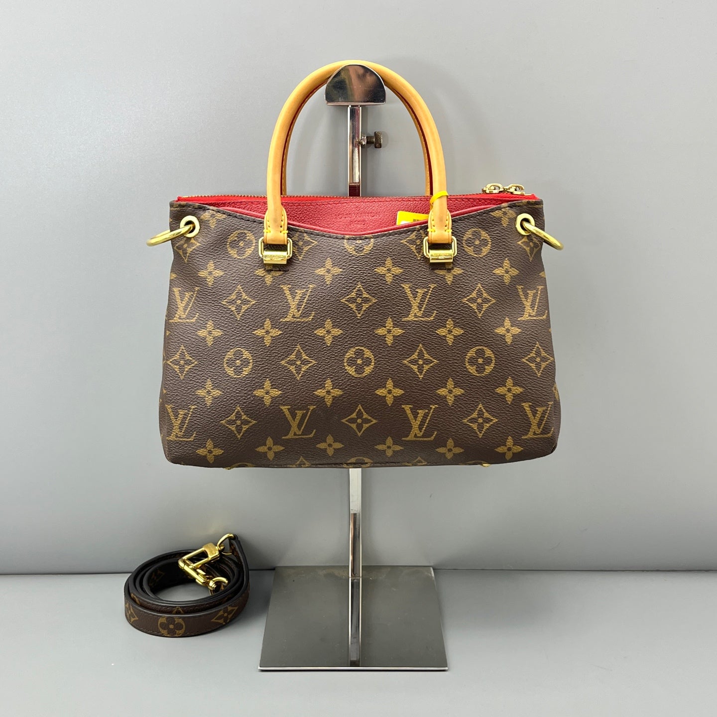 Louis Vuitton - Other - Leather - Brown - (mini)