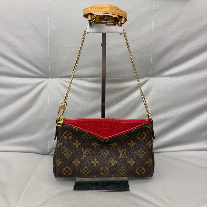 Louis Vuitton - Other - Leather - Brown - (mini)