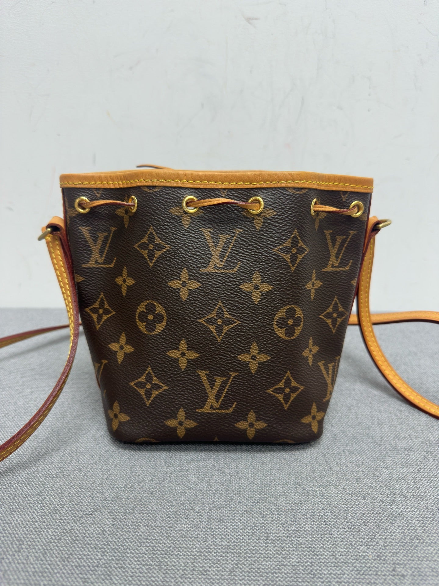 Louis Vuitton - Other - Leather - Brown - (mini)
