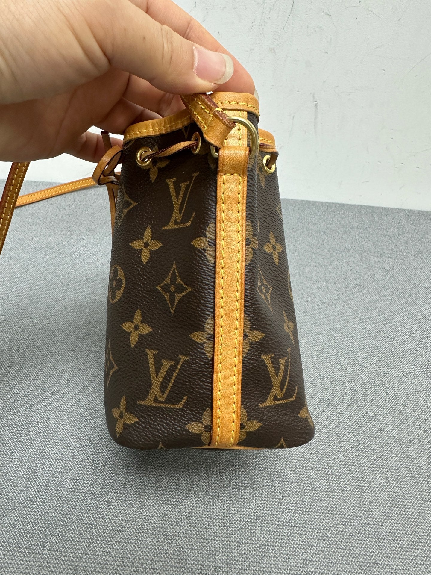 Louis Vuitton - Other - Leather - Brown - (mini)