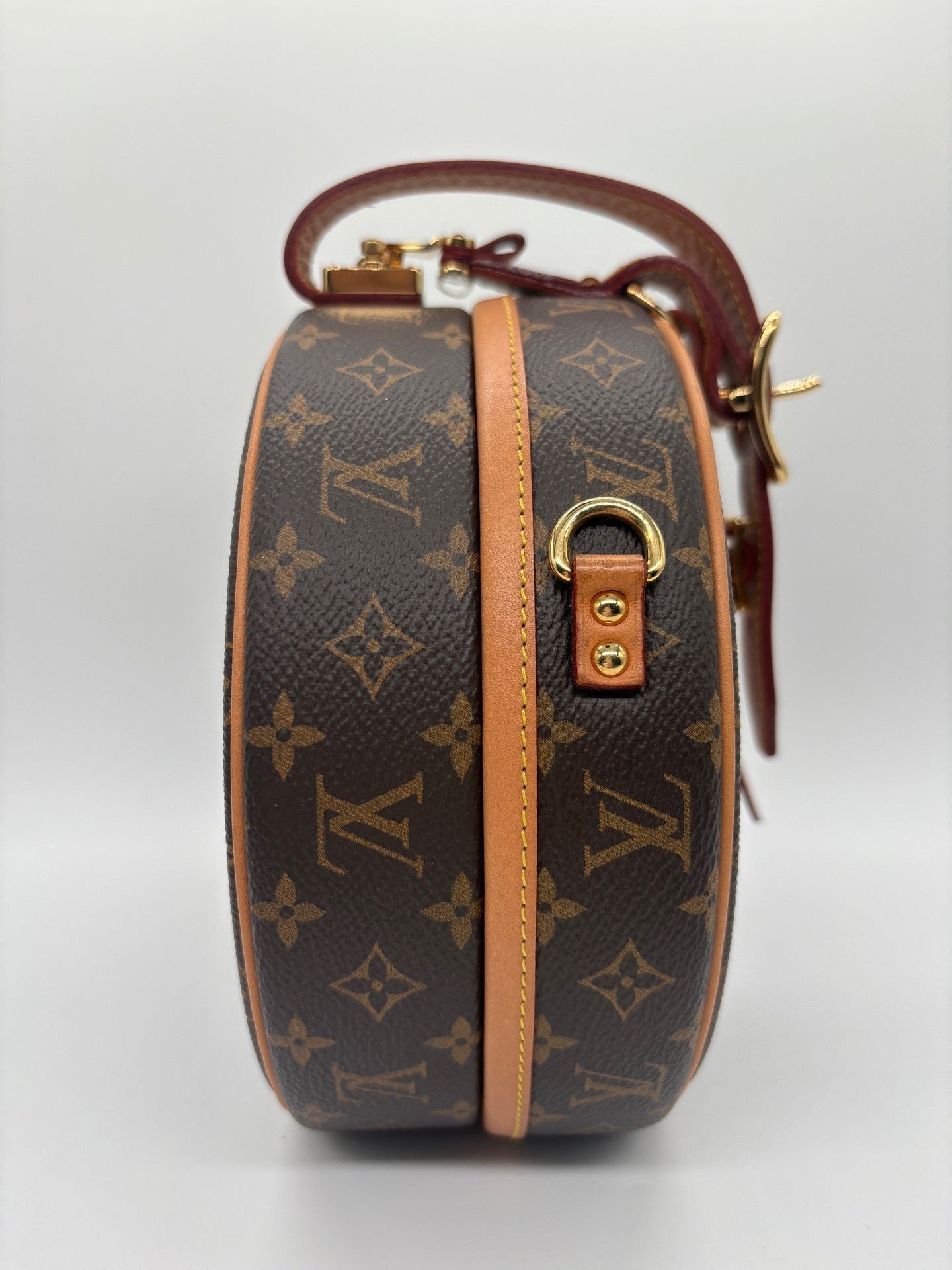 Louis Vuitton - Other - Leather - Brown - (mini)