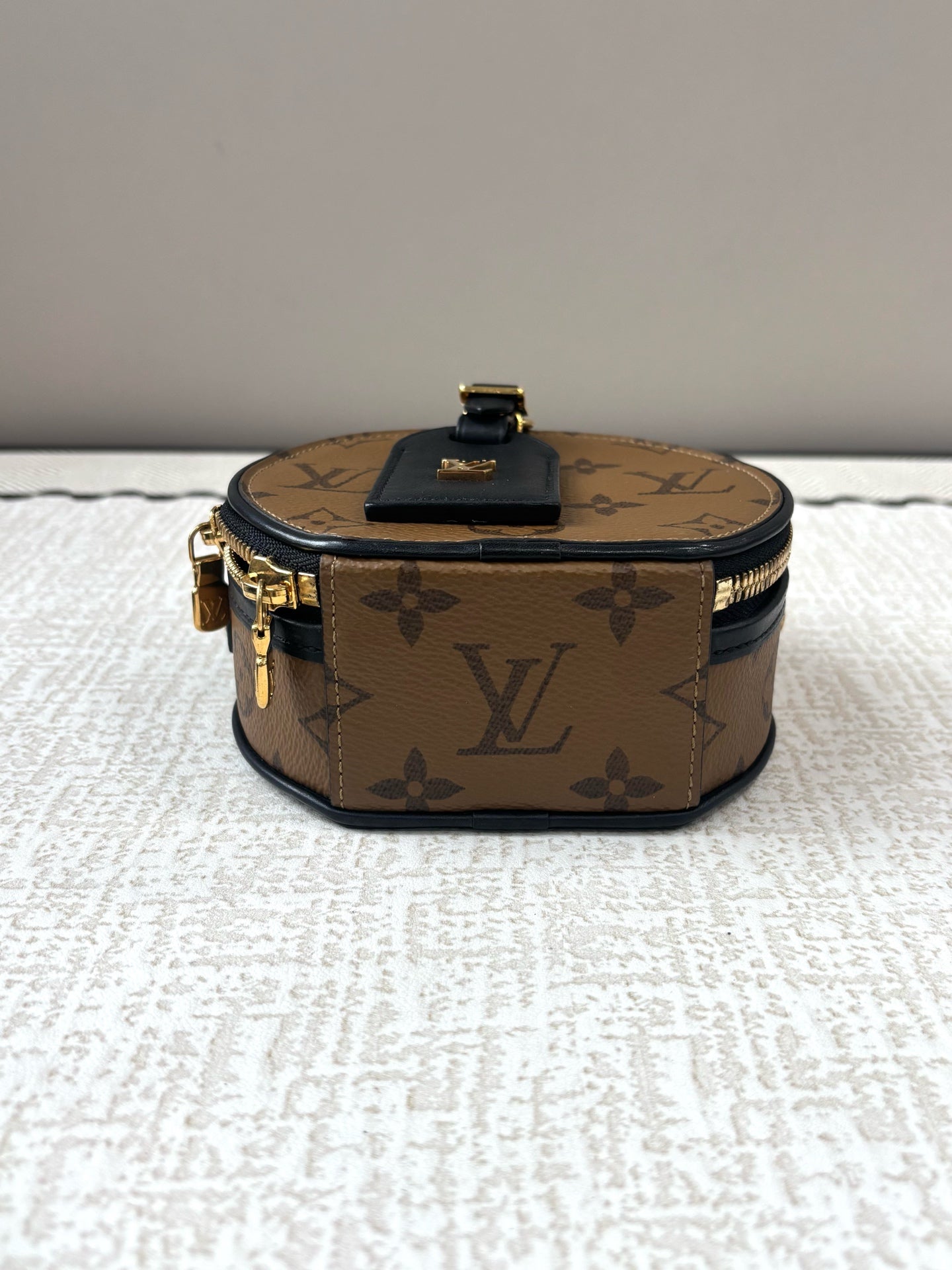 Louis Vuitton - Other - Leather - Brown - (mini)