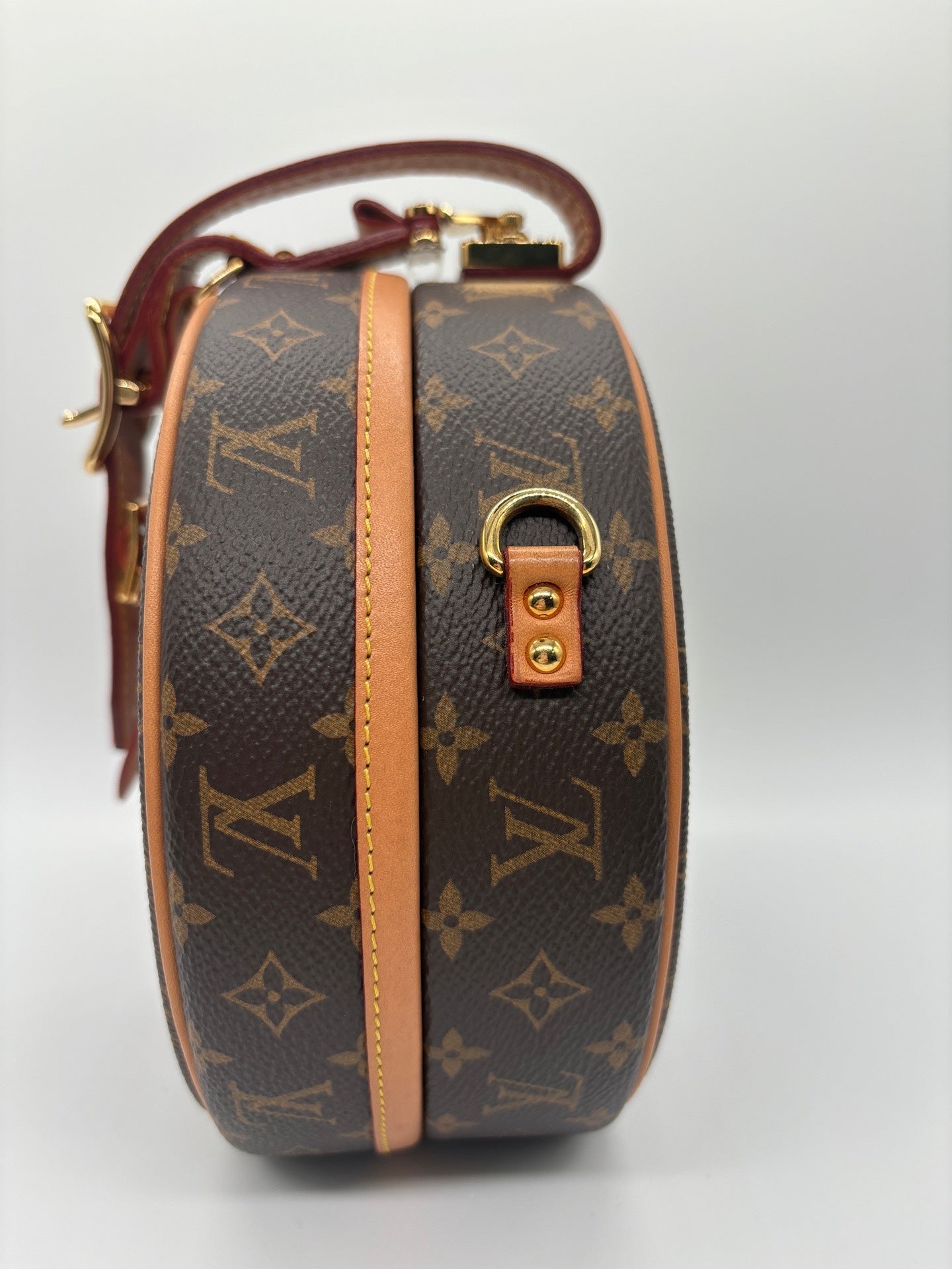 Louis Vuitton - Other - Leather - Brown - (mini)