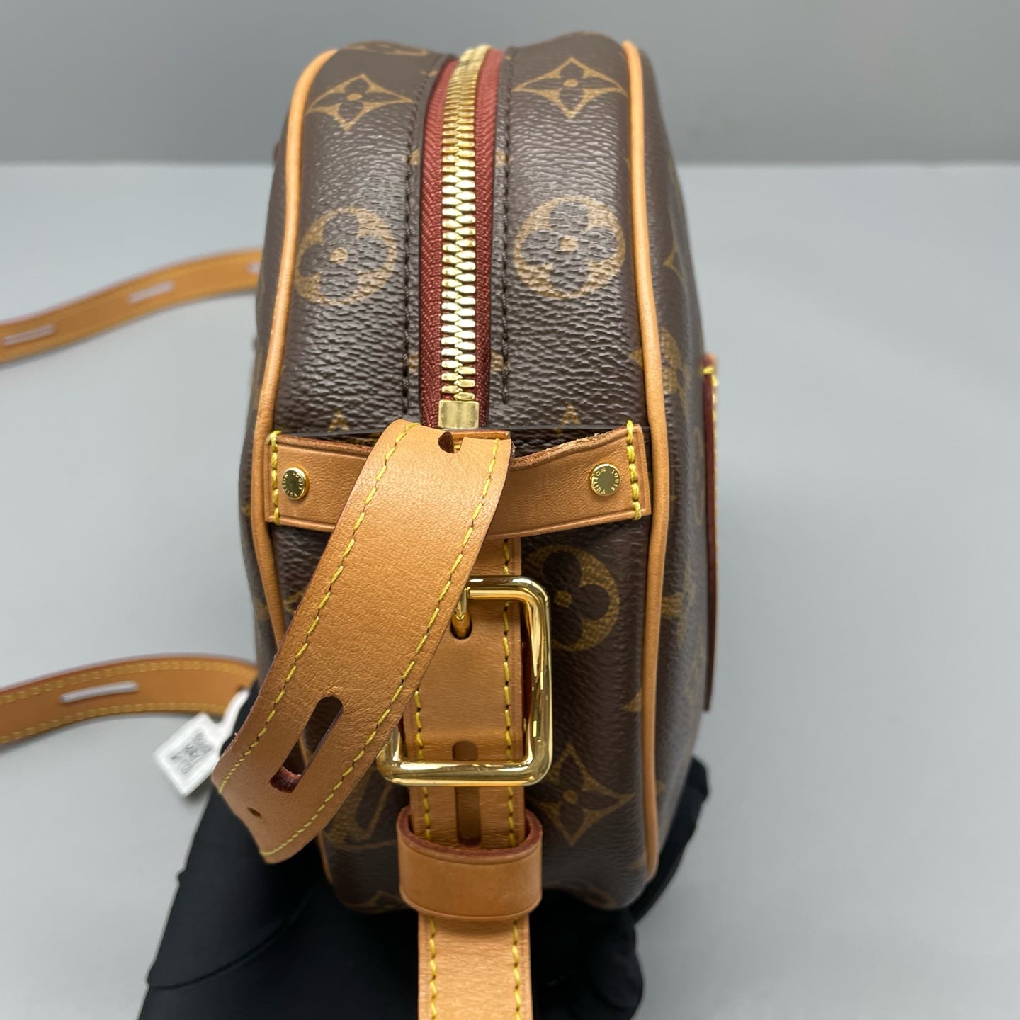 Louis Vuitton - Other - Leather - Brown - (mini)