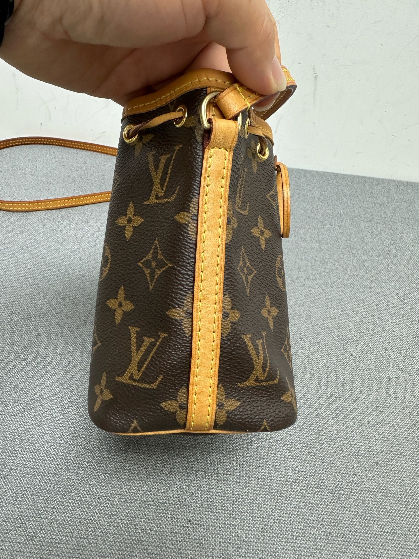 Louis Vuitton - Other - Leather - Brown - (mini)