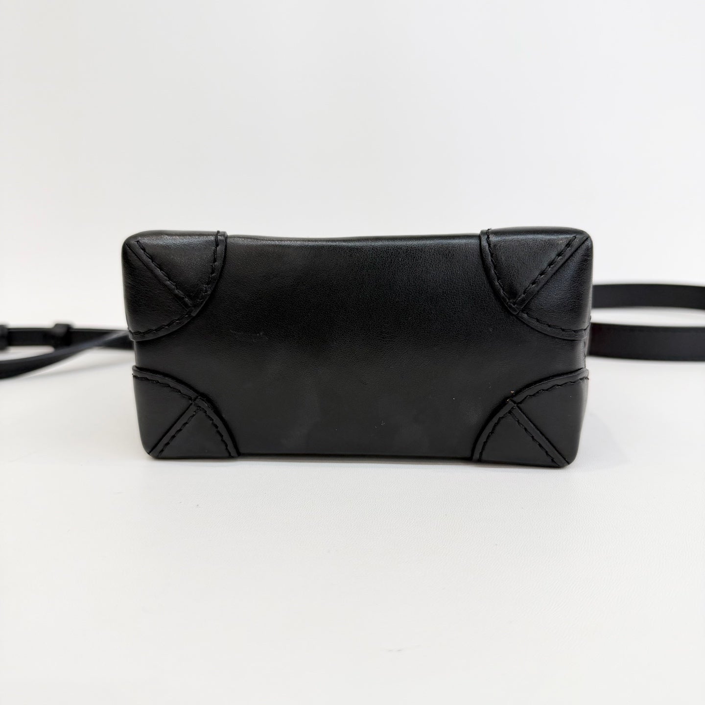 Louis Vuitton - Other - Leather - Brown - (mini)