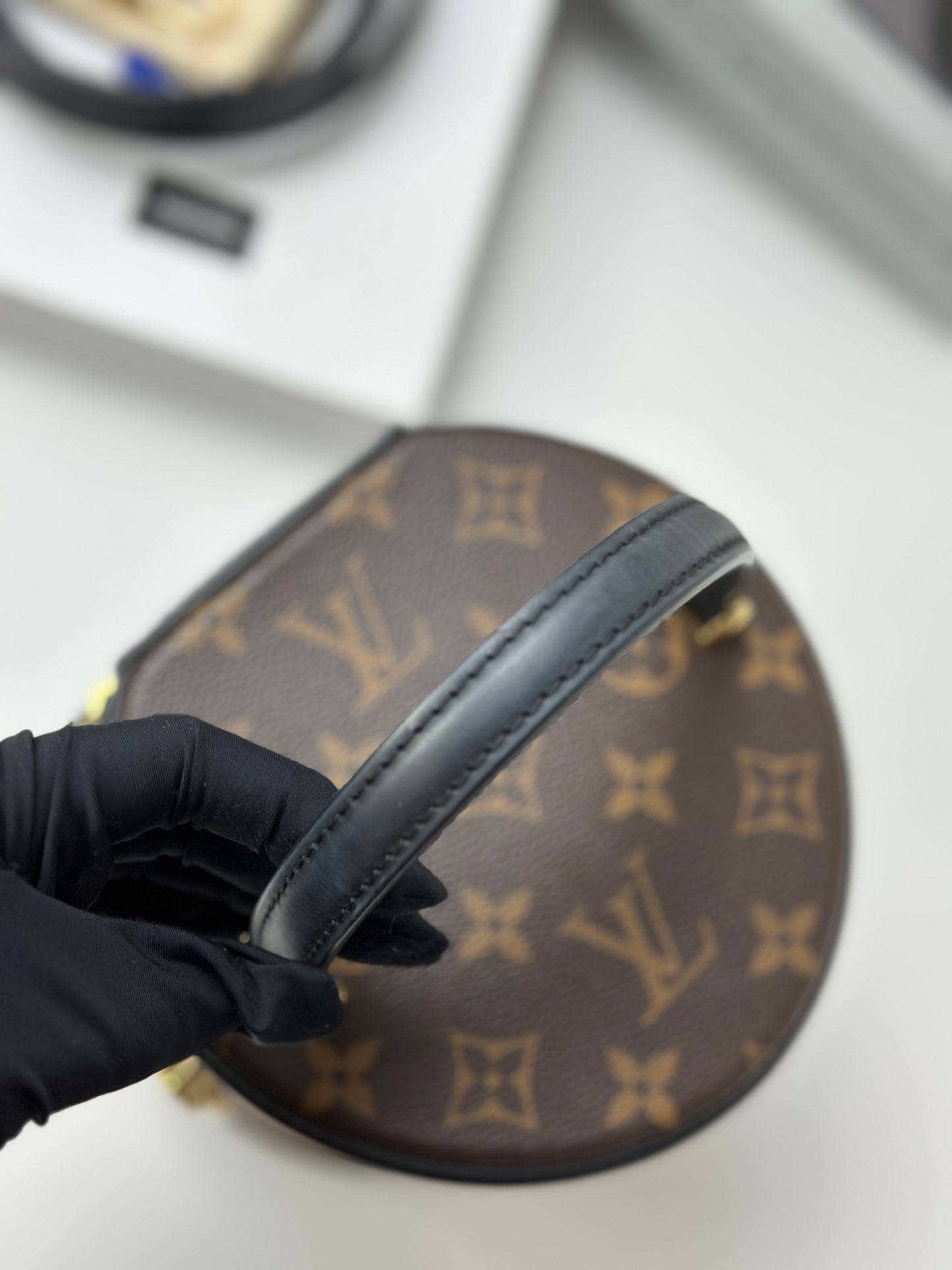 Louis Vuitton - Other - Leather - Brown - (mini)