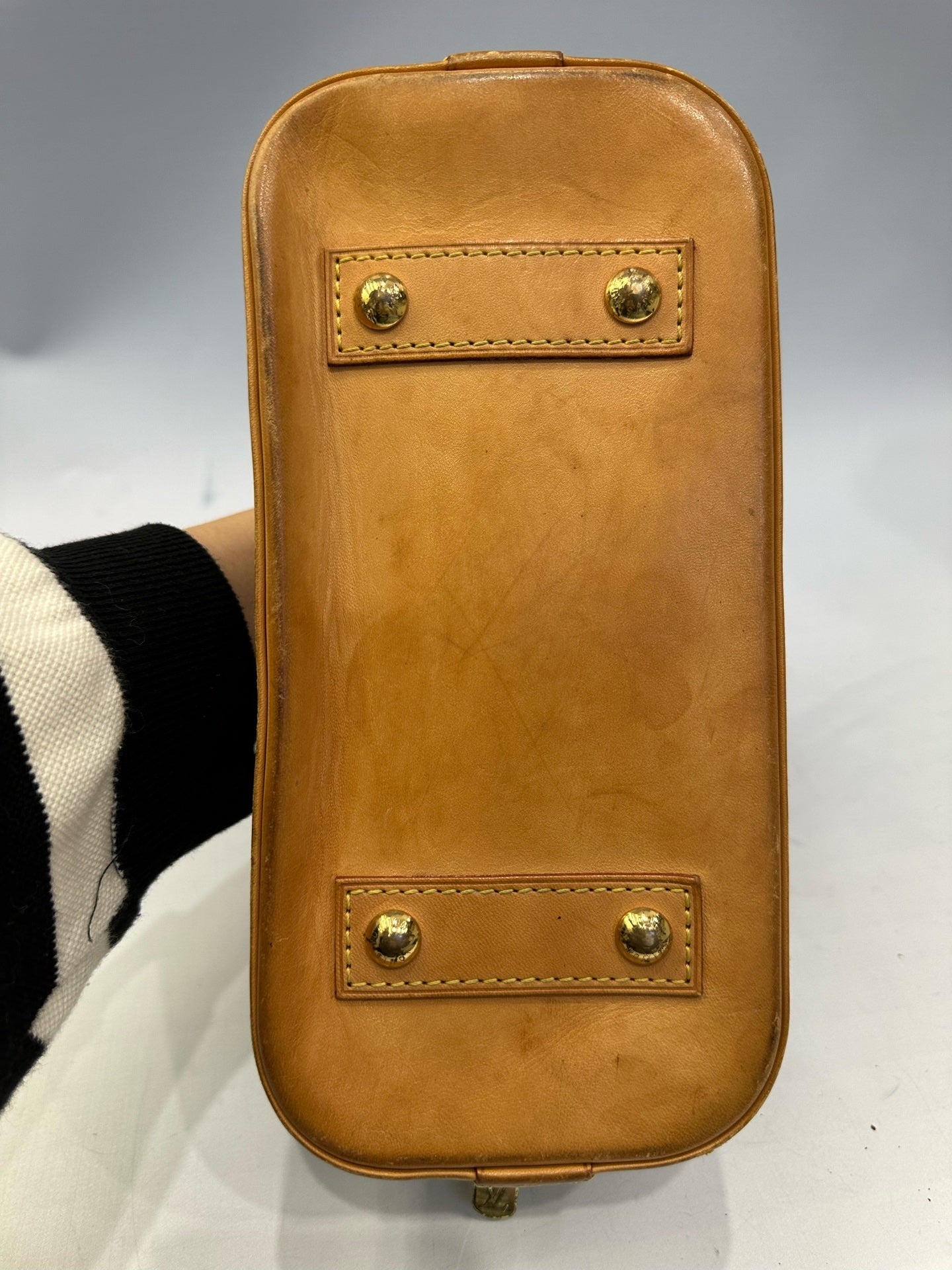 Louis Vuitton - Other - Leather - Brown - (mini)