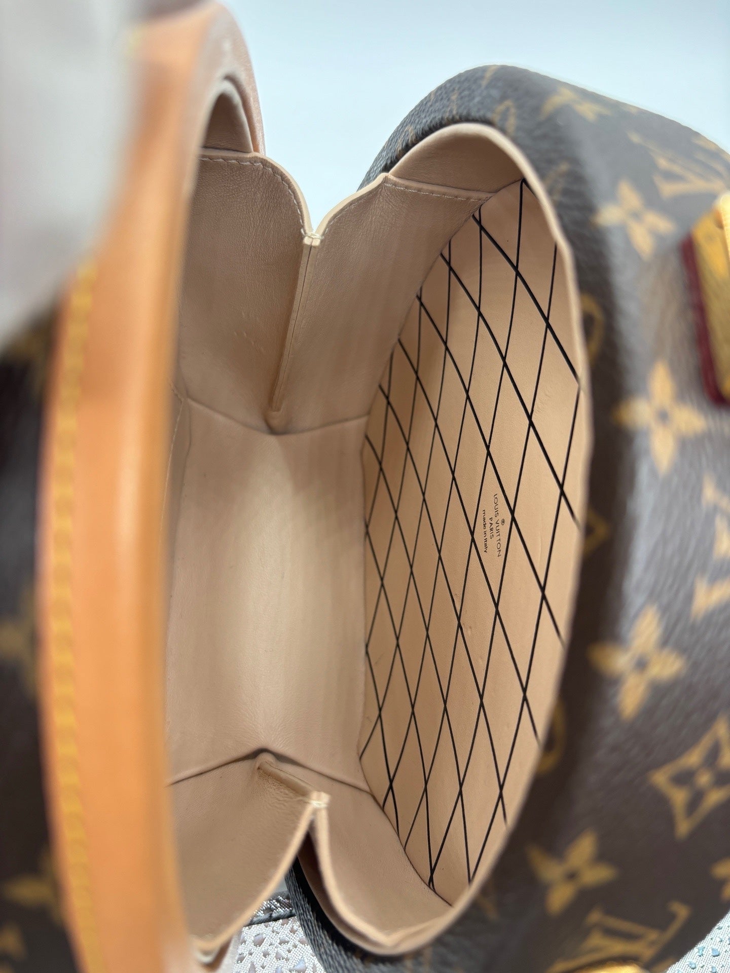 Louis Vuitton - Other - Leather - Brown - (mini)