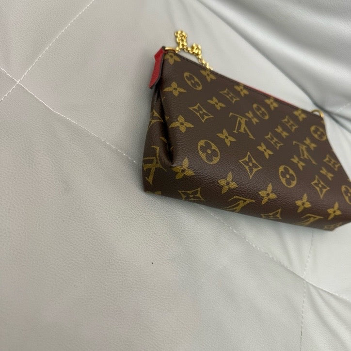 Louis Vuitton - Other - Leather - Brown - (mini)