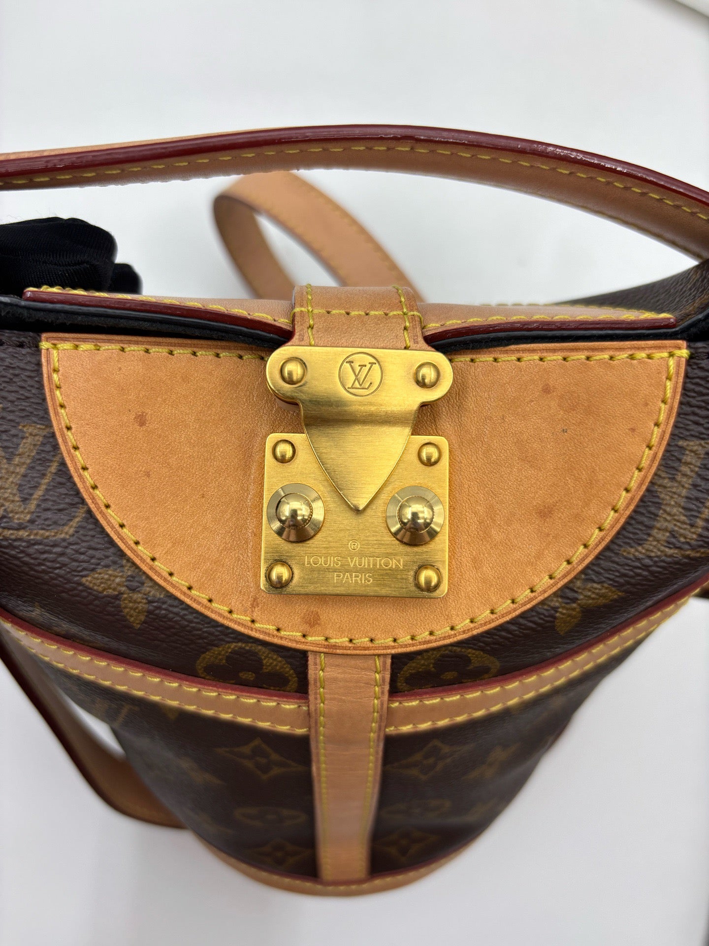 Louis Vuitton - Other - Leather - Brown - (mini)