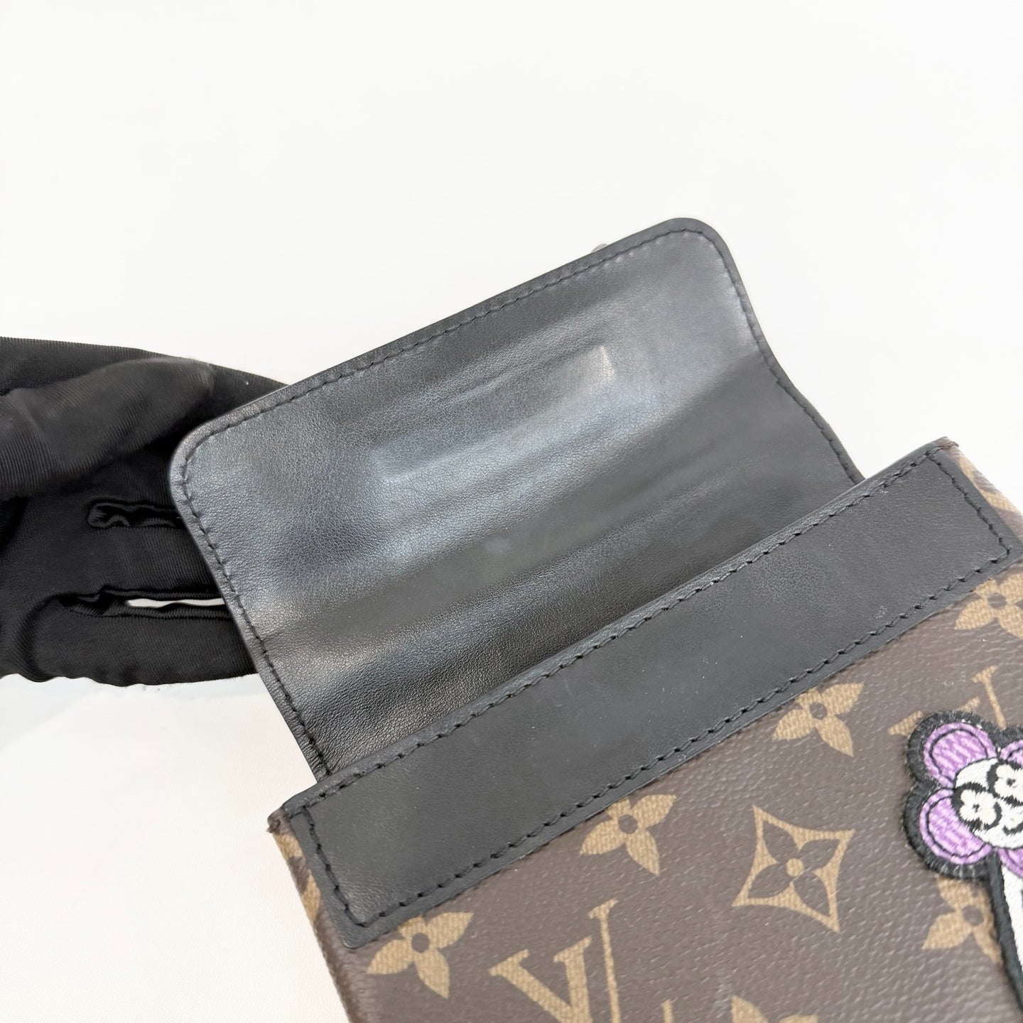 Louis Vuitton - Other - Leather - Brown - (mini)