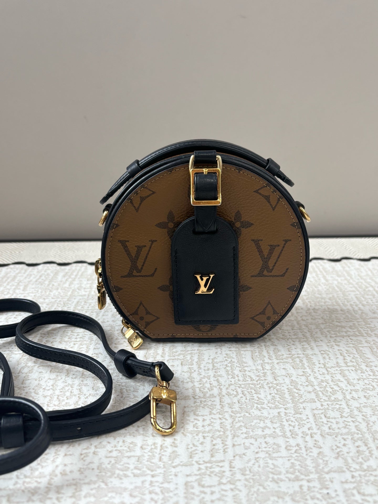 Louis Vuitton - Other - Leather - Brown - (mini)