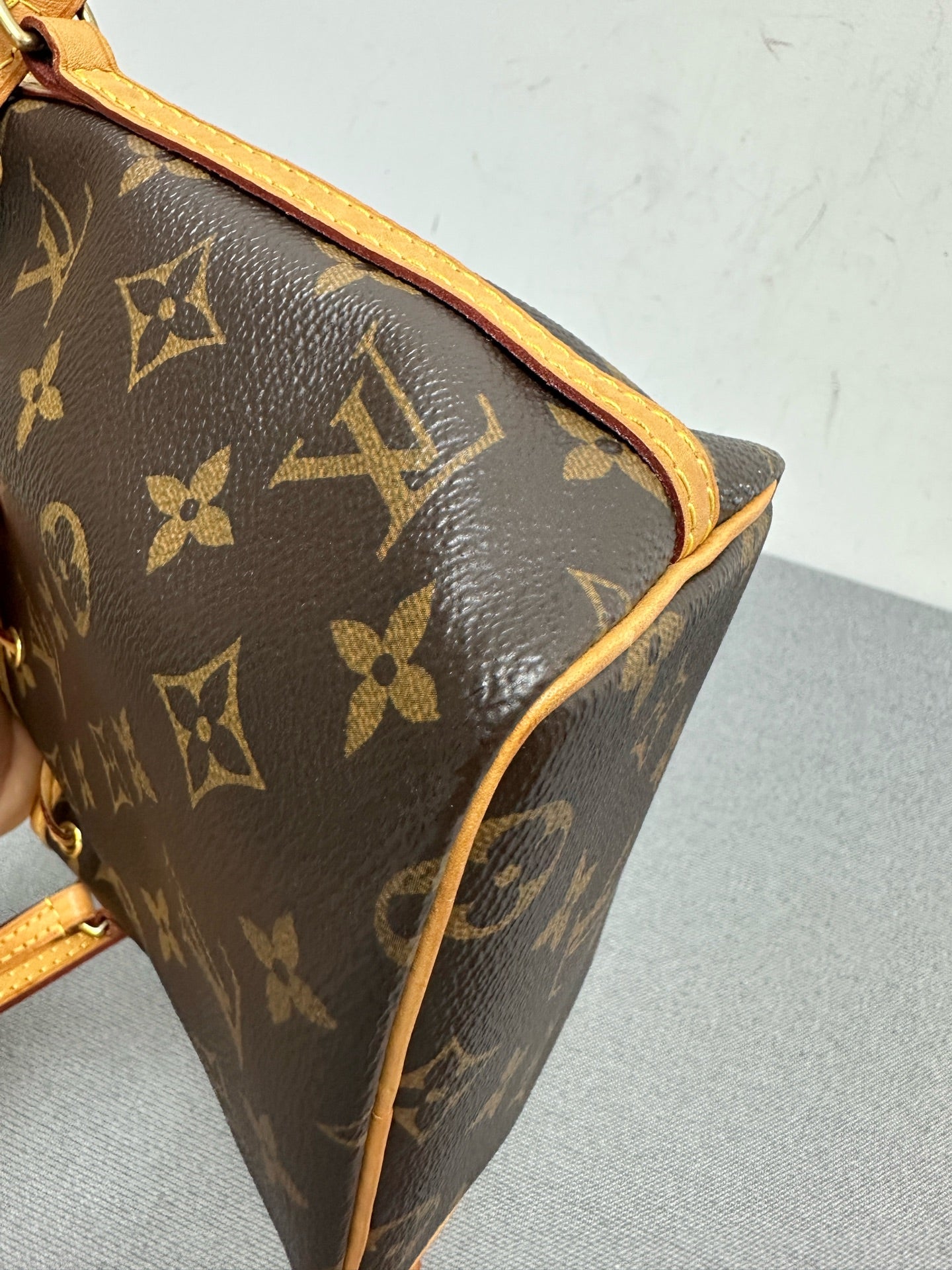 Louis Vuitton - Other - Leather - Brown - (mini)