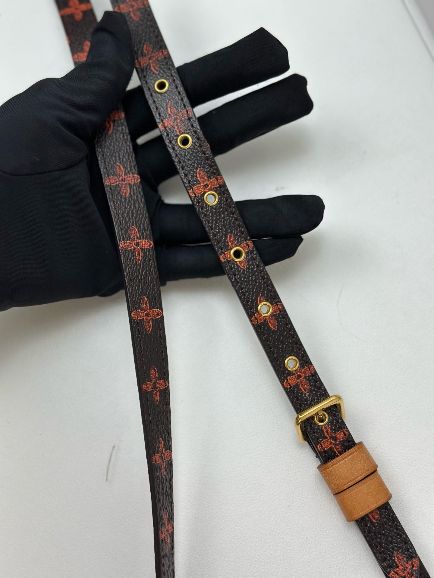Louis Vuitton - Other - Leather - Brown - (mini)
