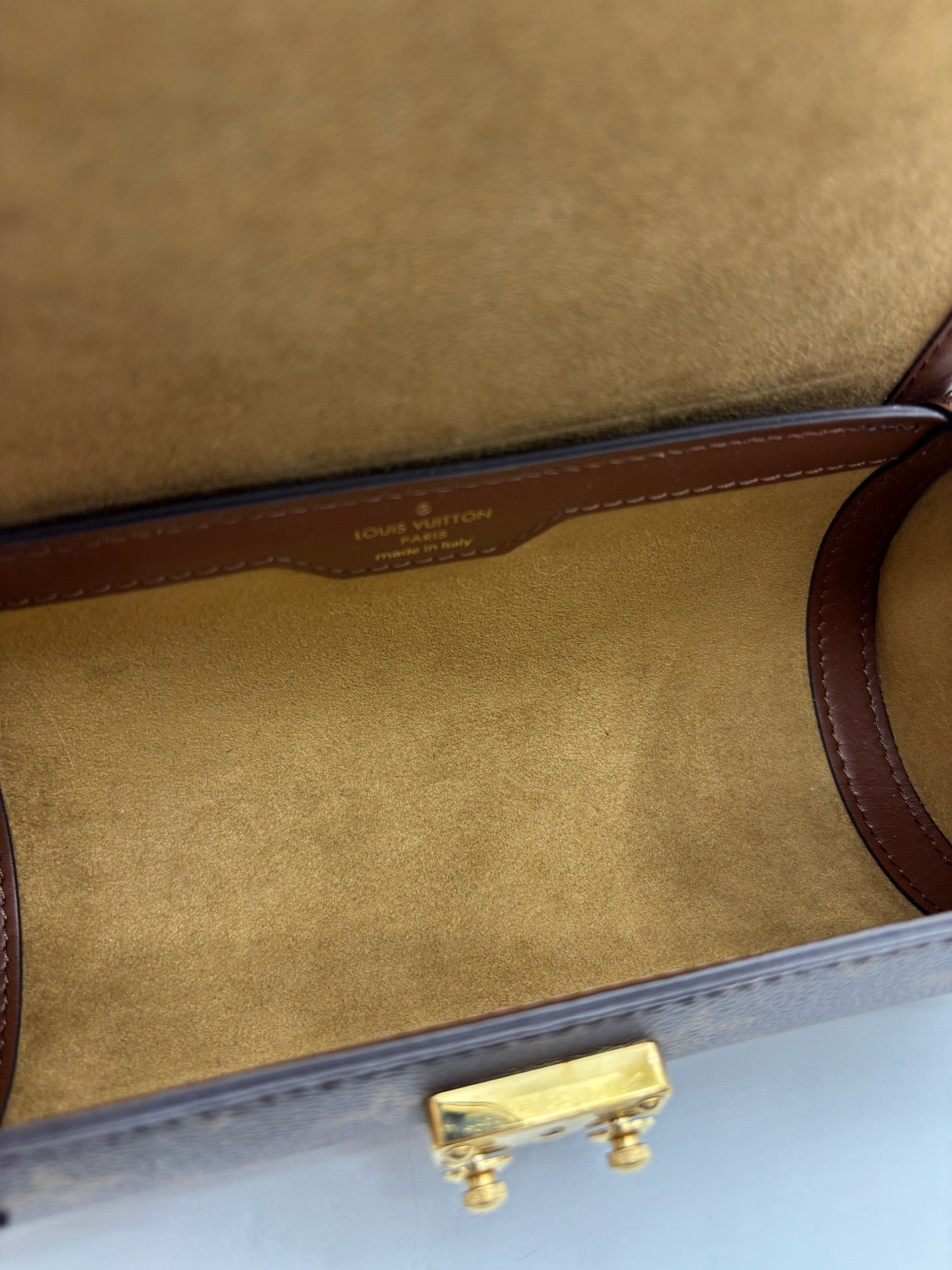 Louis Vuitton - Other - Leather - Brown - (mini)