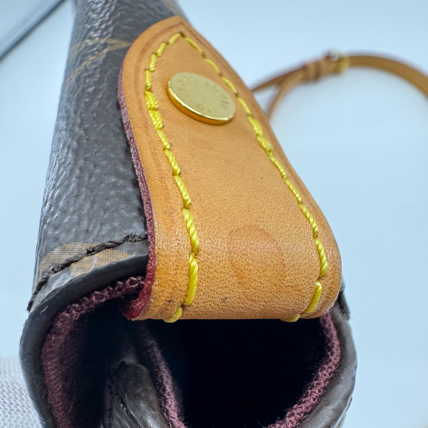 Louis Vuitton - Other - Leather - Brown - (mini)