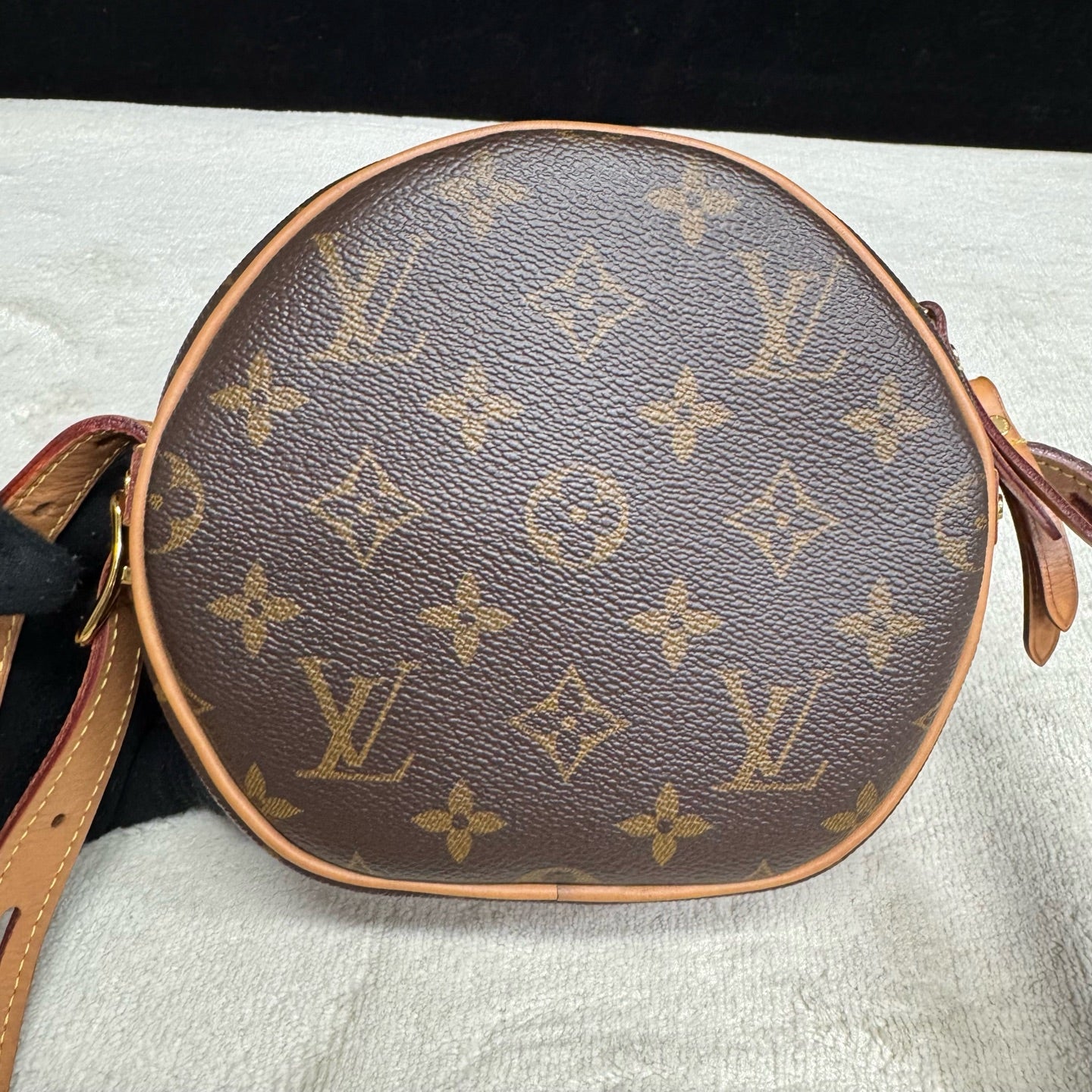 Louis Vuitton - Other - Leather - Brown - (mini)