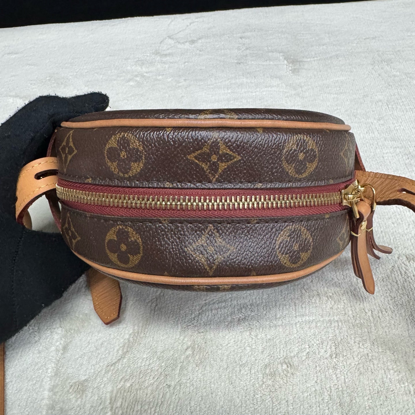 Louis Vuitton - Other - Leather - Brown - (mini)