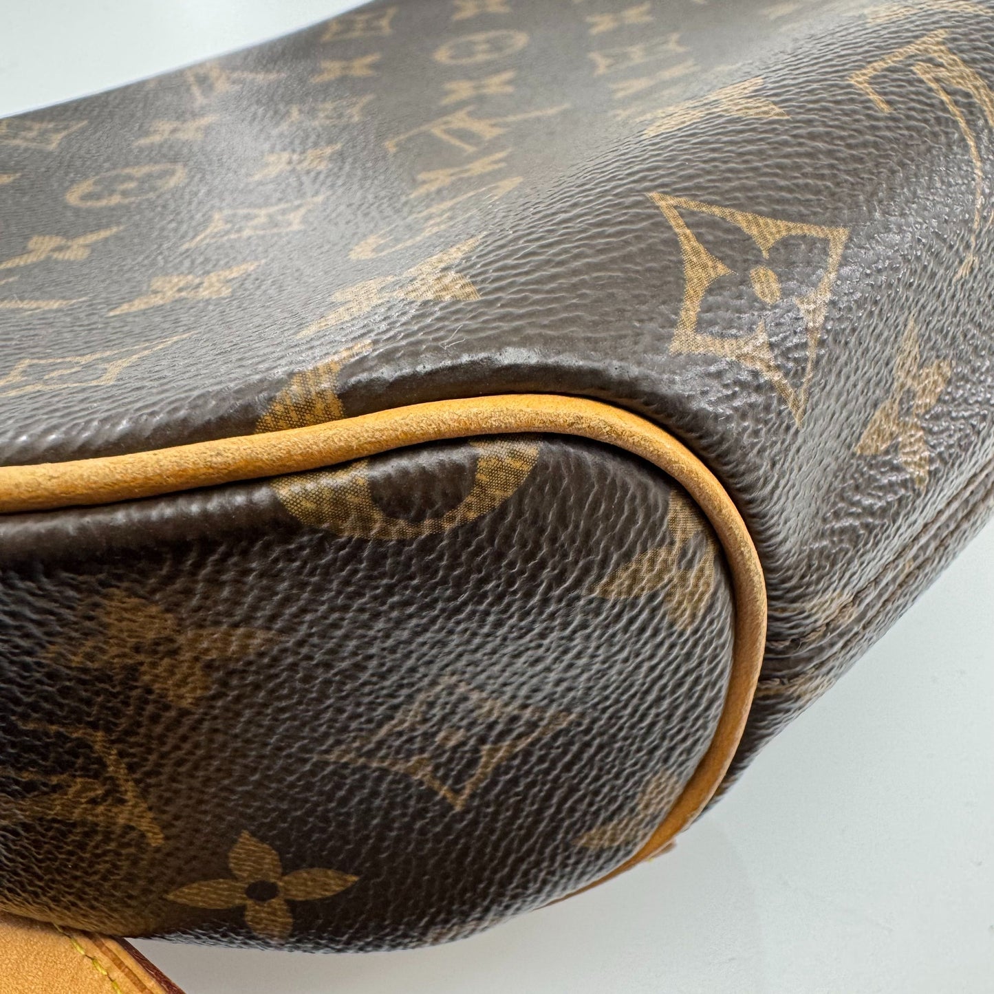 Louis Vuitton - Other - Leather - Brown - (mini)