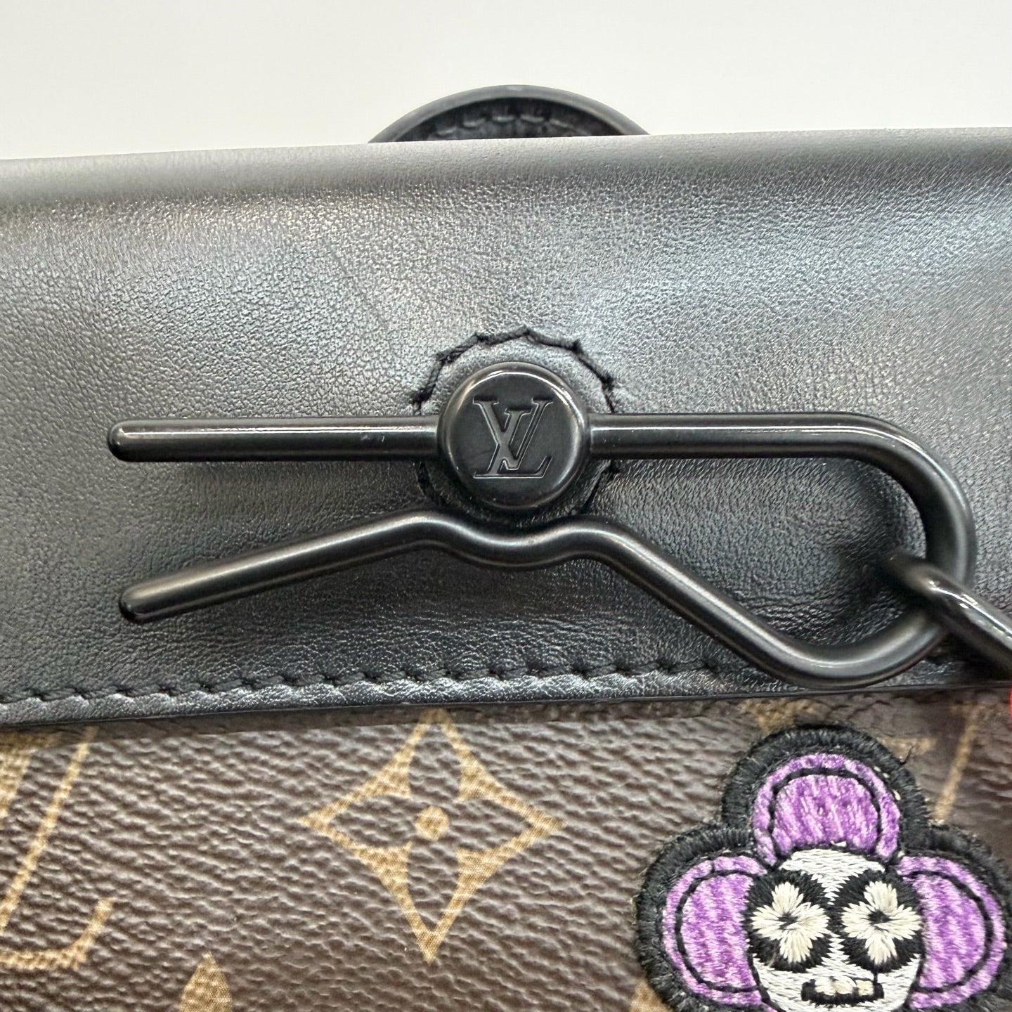 Louis Vuitton - Other - Leather - Brown - (mini)