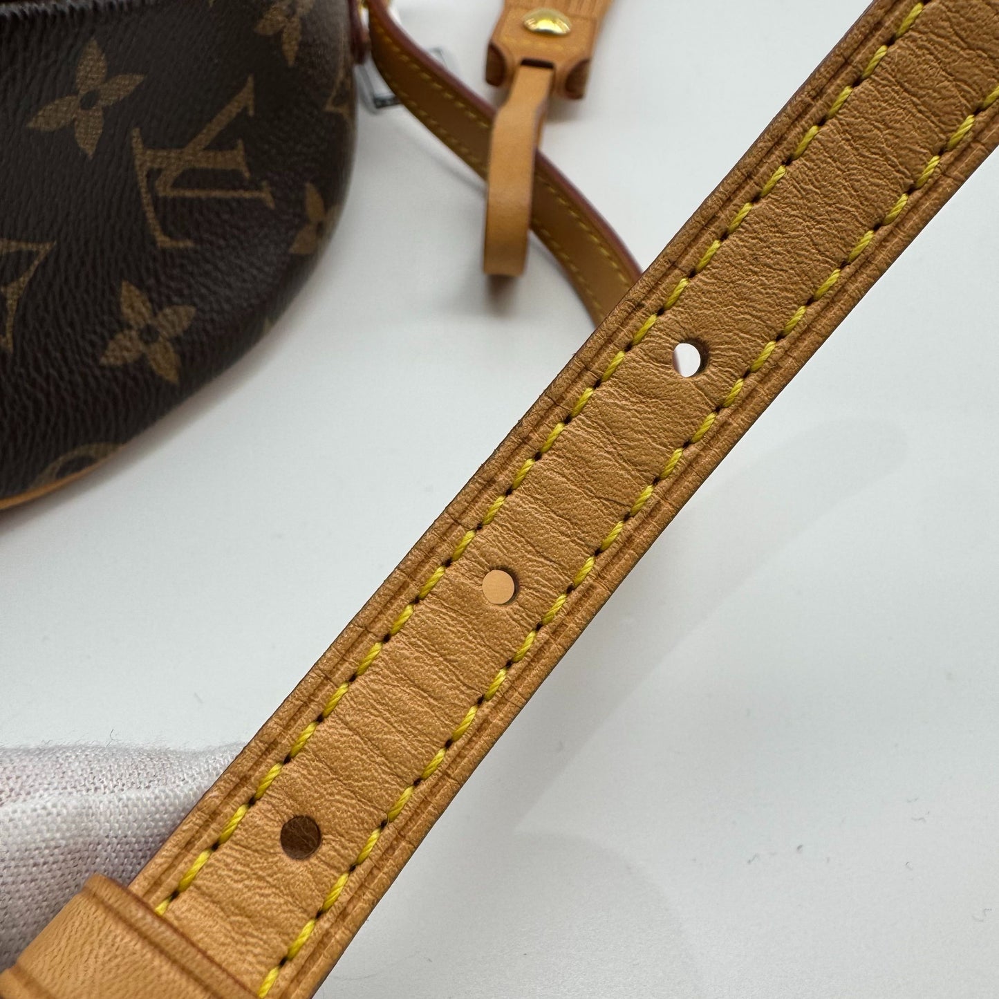Louis Vuitton - Other - Leather - Brown - (mini)
