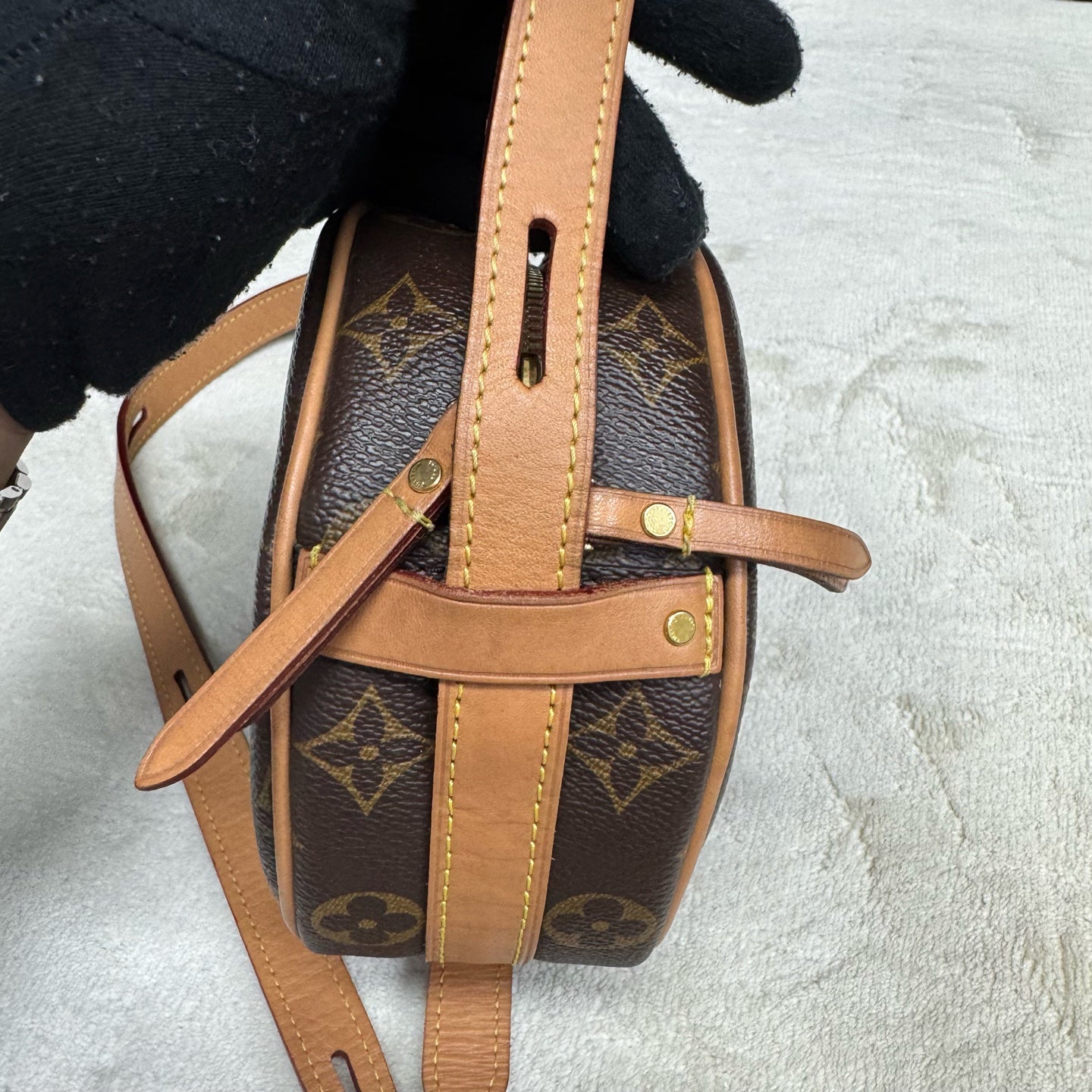 Louis Vuitton - Other - Leather - Brown - (mini)