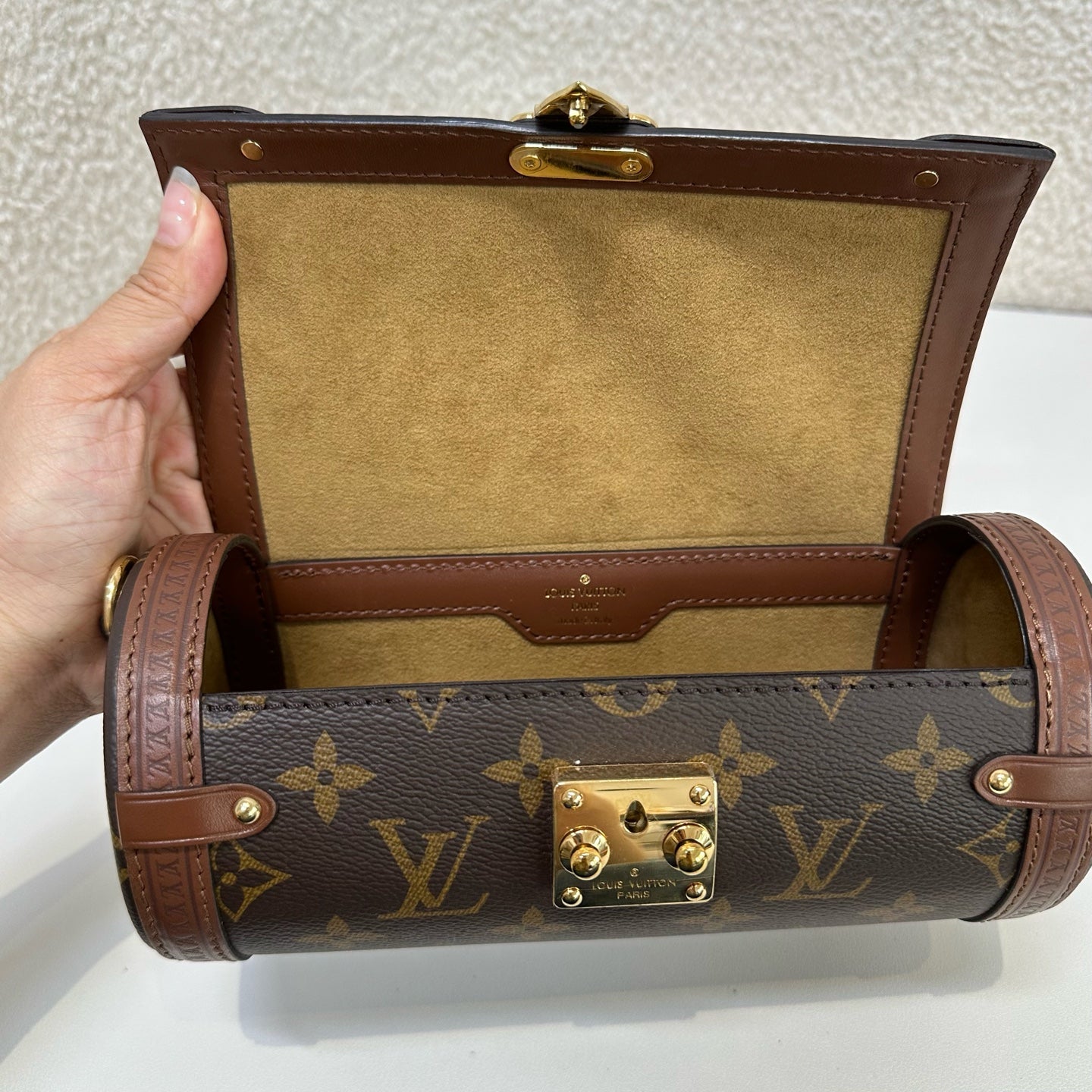 Louis Vuitton - Other - Leather - Brown - (mini)