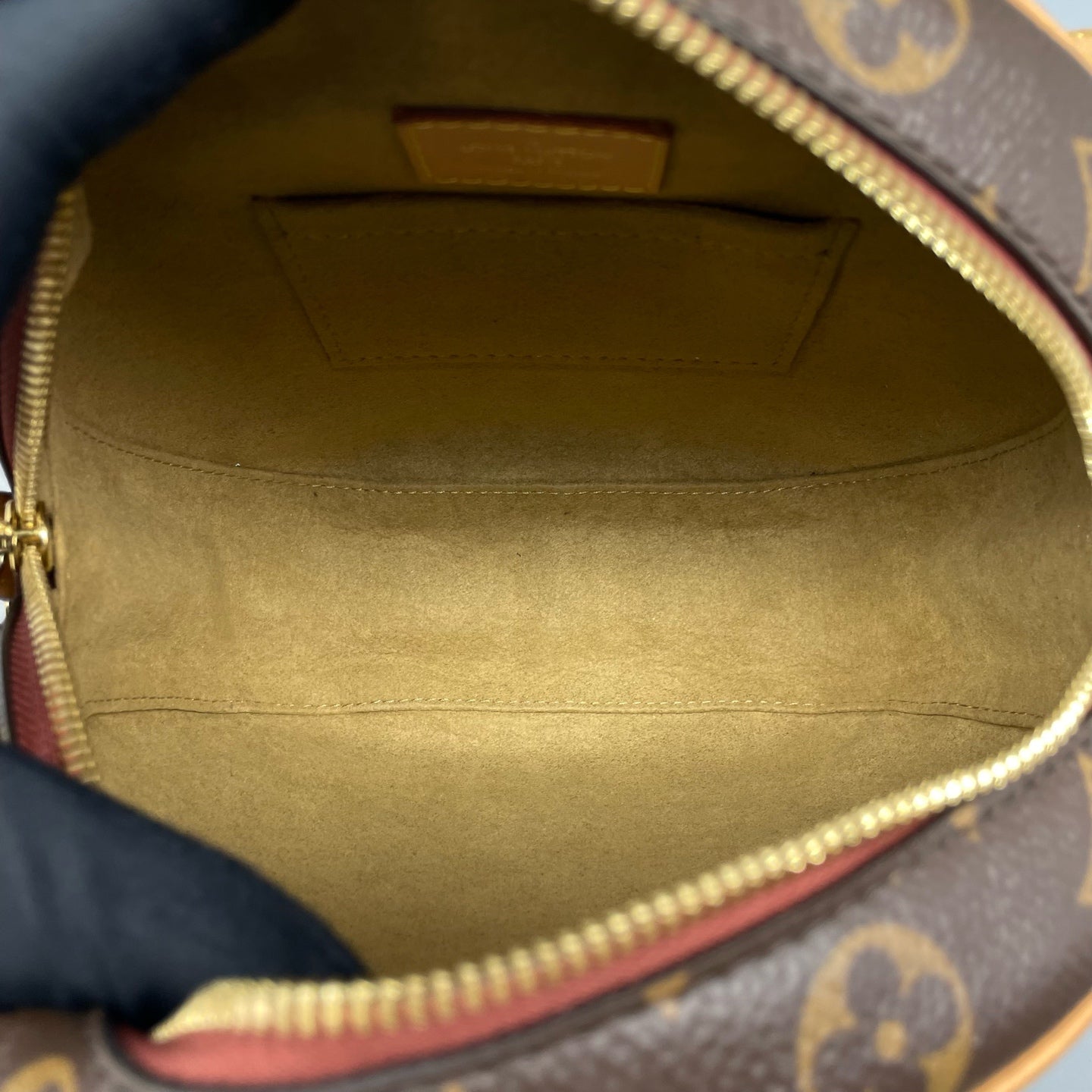 Louis Vuitton - Other - Leather - Brown - (mini)