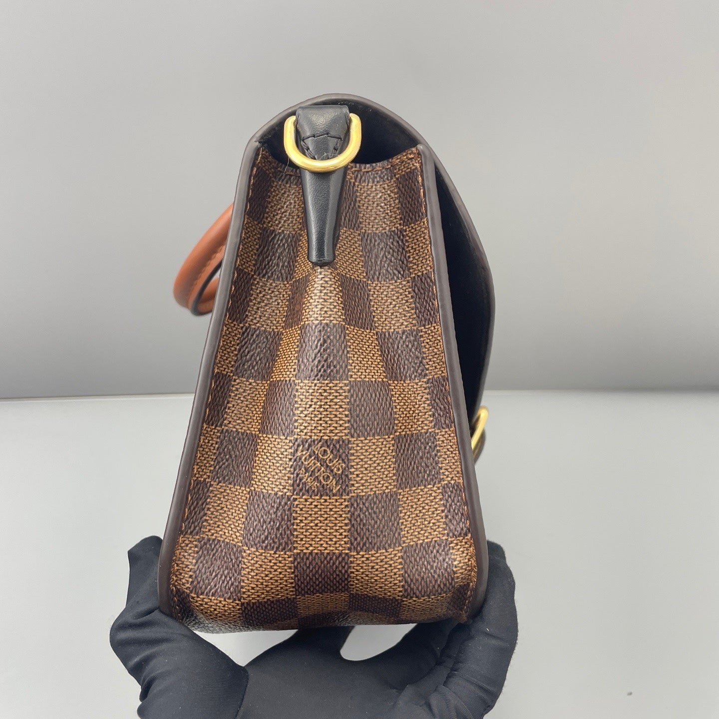 Louis Vuitton - Other - Leather - Brown - (small)