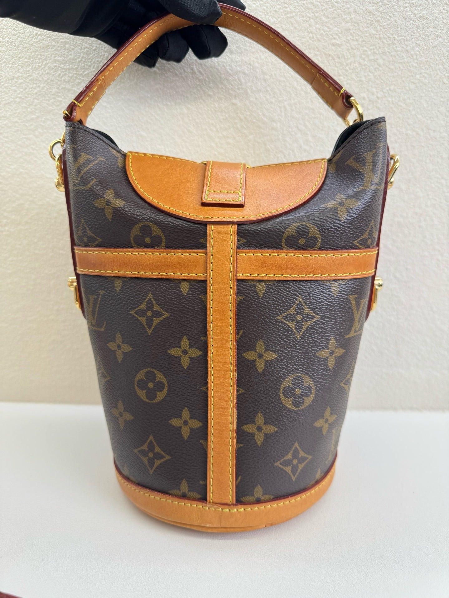 Louis Vuitton - Other - Leather - Brown - (small)