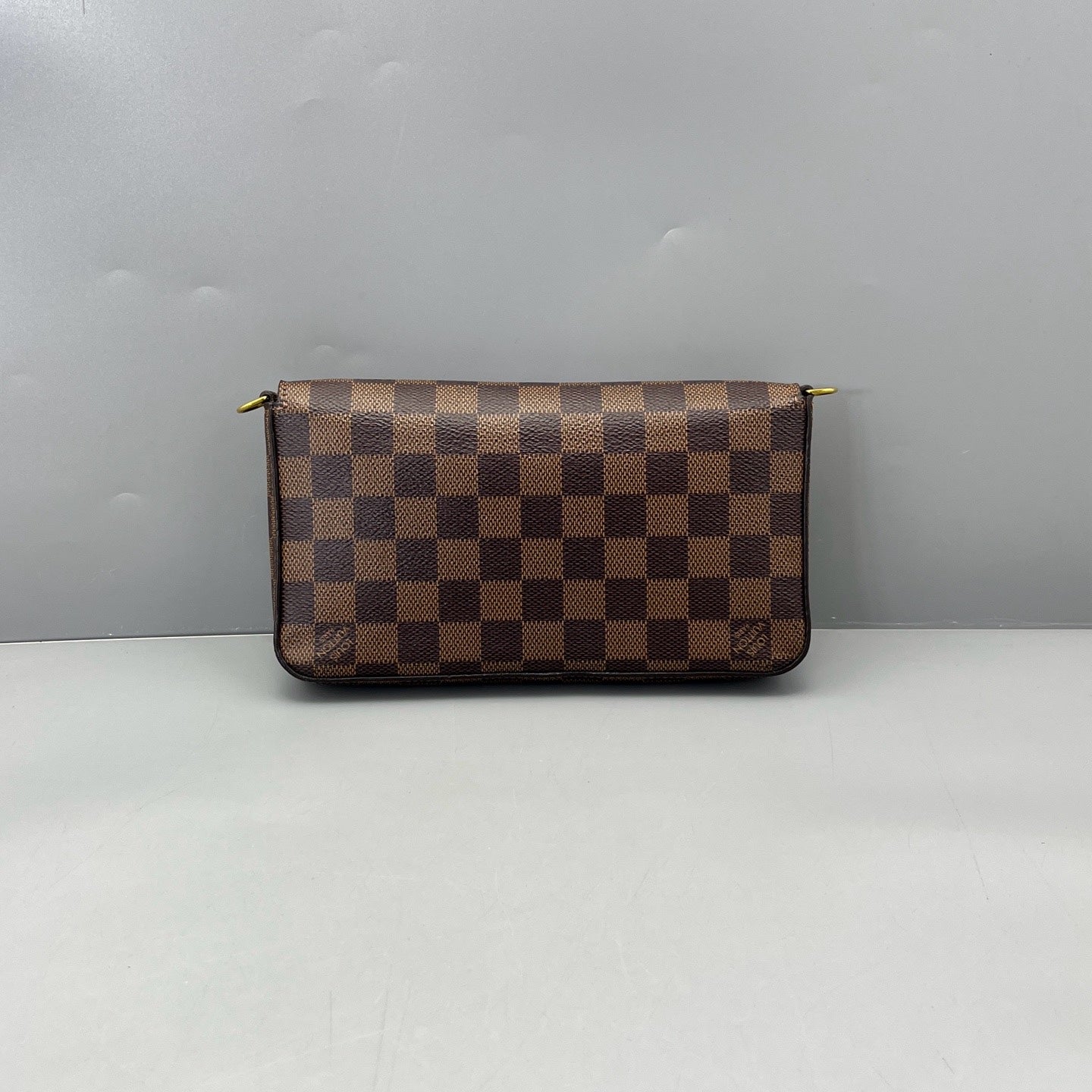 Louis Vuitton - Other - Leather - Brown - (small)