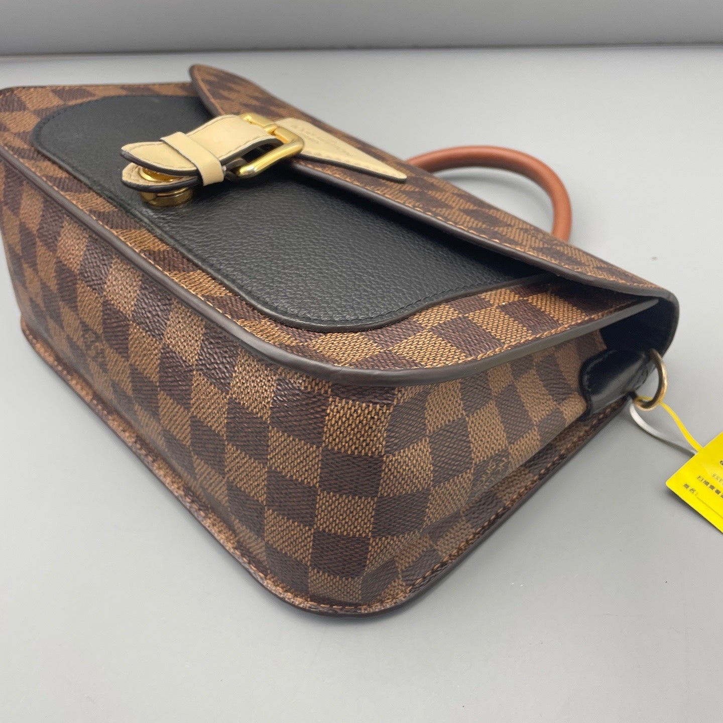 Louis Vuitton - Other - Leather - Brown - (small)