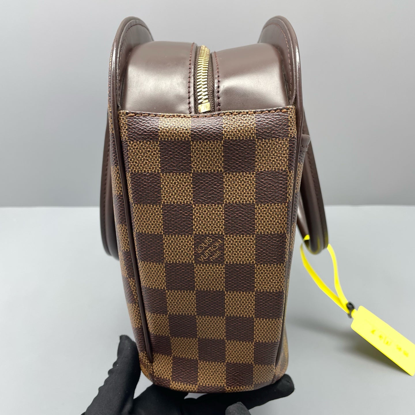 Louis Vuitton - Other - Leather - Brown - (Small)