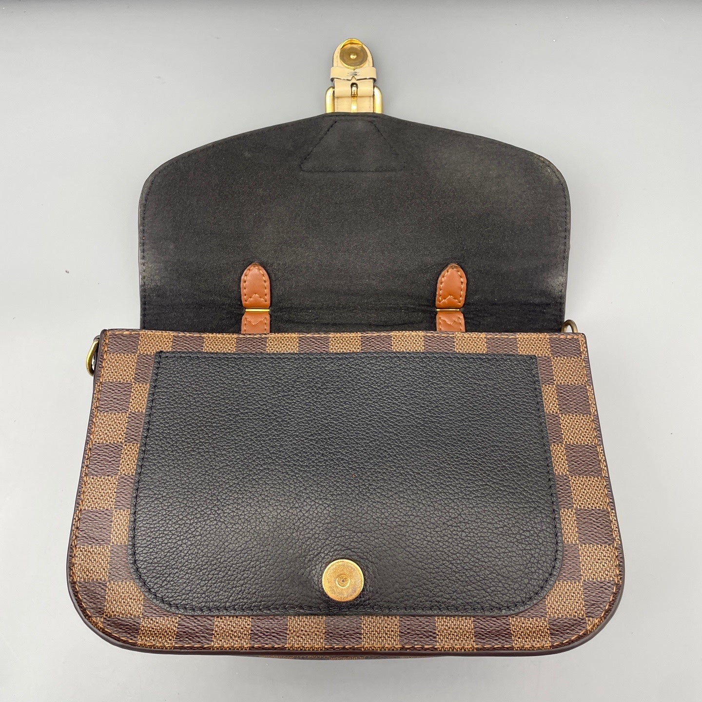 Louis Vuitton - Other - Leather - Brown - (small)