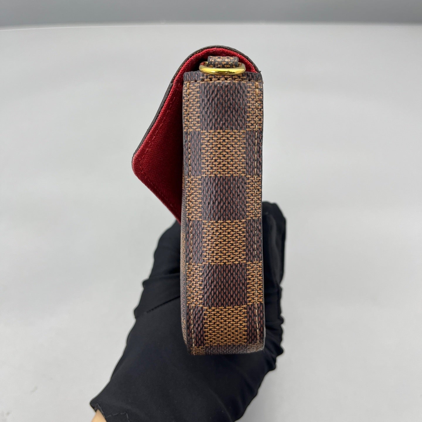 Louis Vuitton - Other - Leather - Brown - (small)