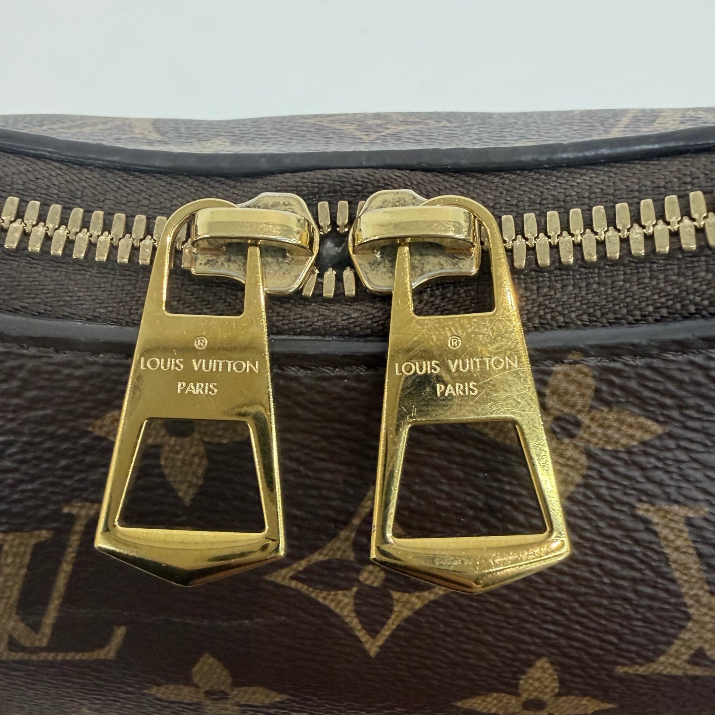 Louis Vuitton - Other - Leather - Brown - (small)