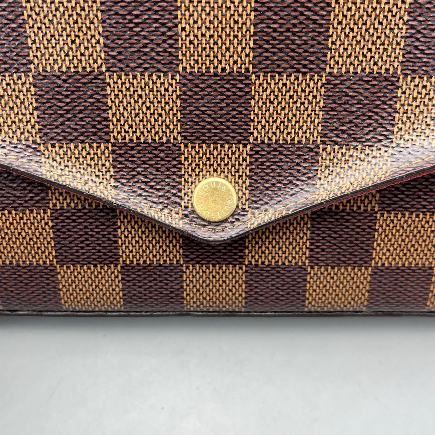 Louis Vuitton - Other - Leather - Brown - (small)