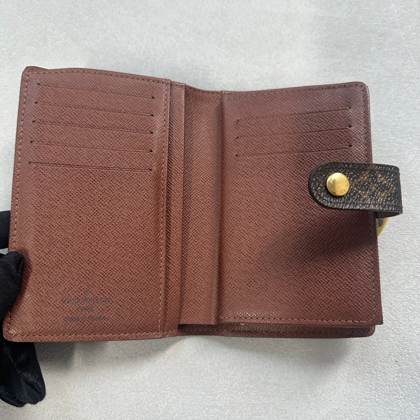 Louis Vuitton - Other - Leather - Brown - (small)