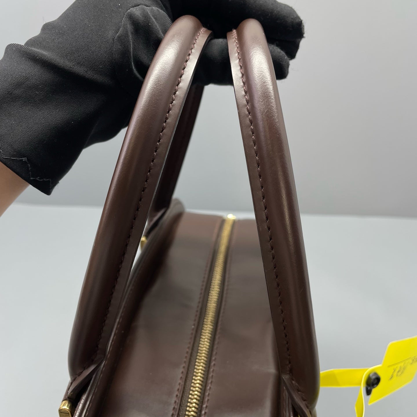 Louis Vuitton - Other - Leather - Brown - (Small)