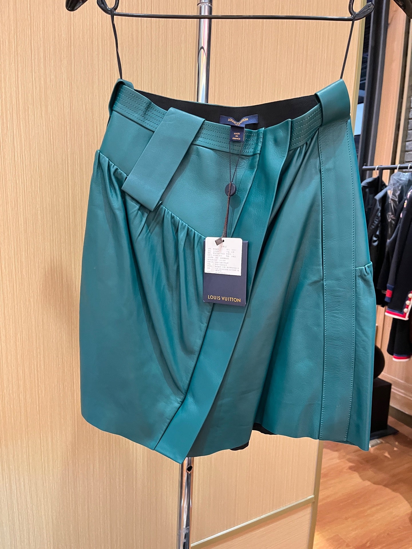 Louis Vuitton - Other - Leather - Green - (36)